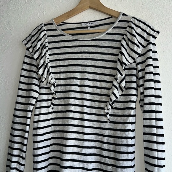 FRAME Black and White Striped Ruffle Long Sleeve Linen Top Sz. M - Picture 3 of 7